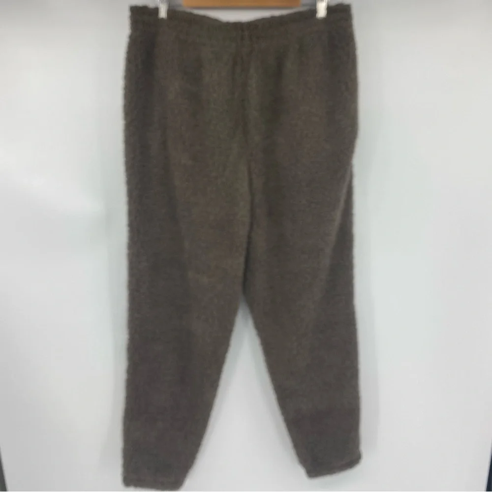 Skims Sherpa Joggers in Amethyst Large New with Tags